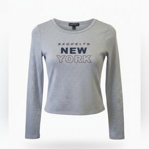 Harper & Ivy Brooklyn New York Long Sleeve Top ✨